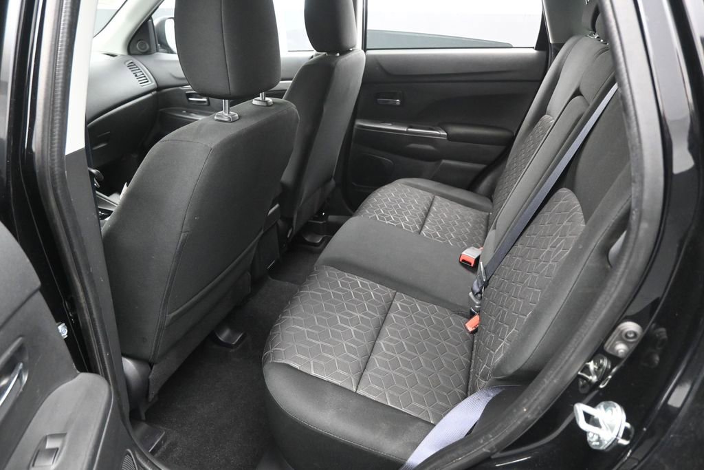 Used 2025 Mitsubishi Outlander Sport ES AWD/4WD image 24