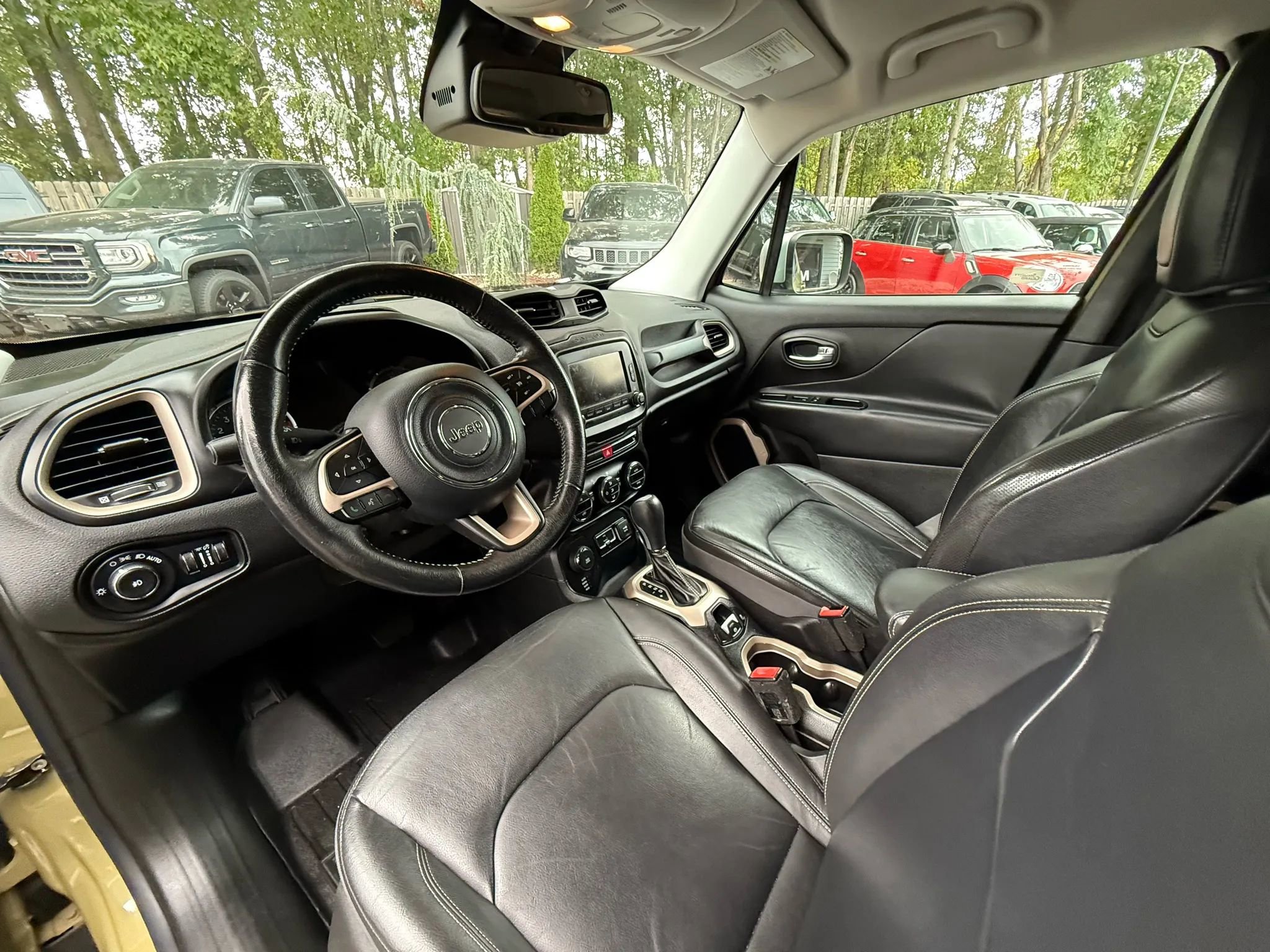 Used 2015 Jeep Renegade Limited w/ Safety & Security Group I image 13