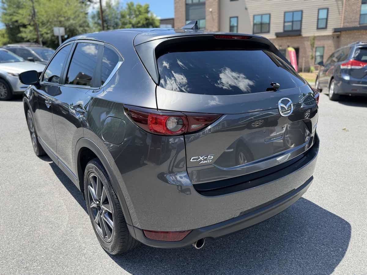 Used 2018 MAZDA CX-5 Touring w/ Preferred Equipment Package AWD/4WD image 5
