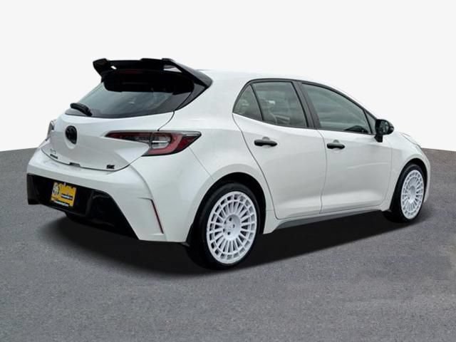 Used 2022 Toyota Corolla SE FWD image 3