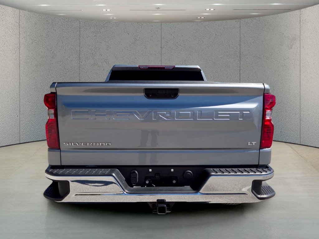 Used 2023 Chevrolet Silverado 1500 LT AWD/4WD image 7