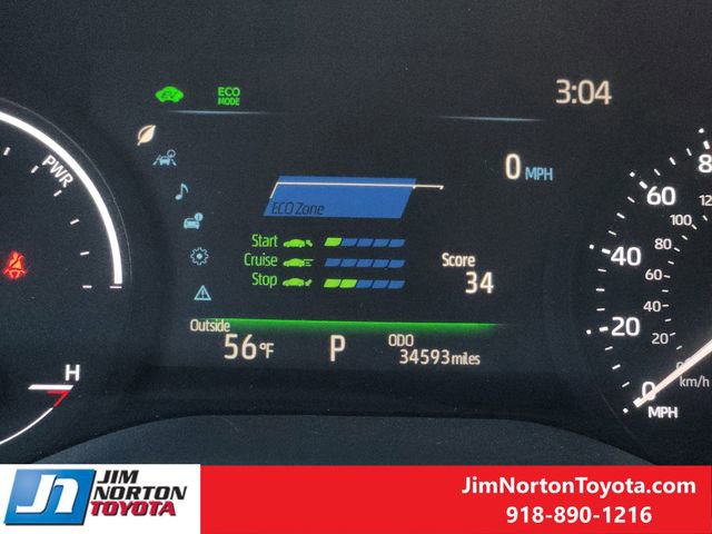 Used 2025 Toyota Sienna XLE image 19