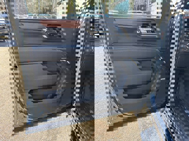 New 2026 GMC Yukon XL Denali image 10