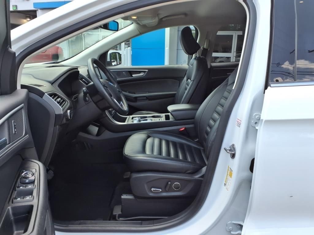 Used 2024 Ford Edge SEL image 10