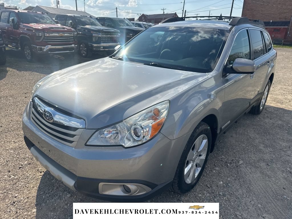 Used 2010 Subaru Outback 2.5i Limited AWD/4WD image 1