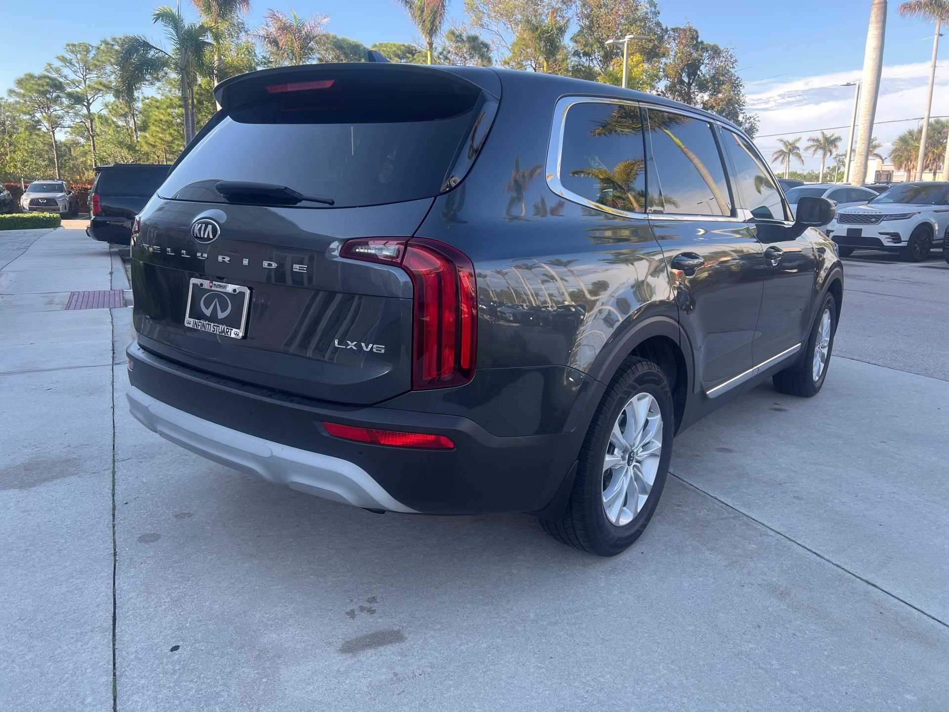 Used 2020 Kia Telluride LX image 10