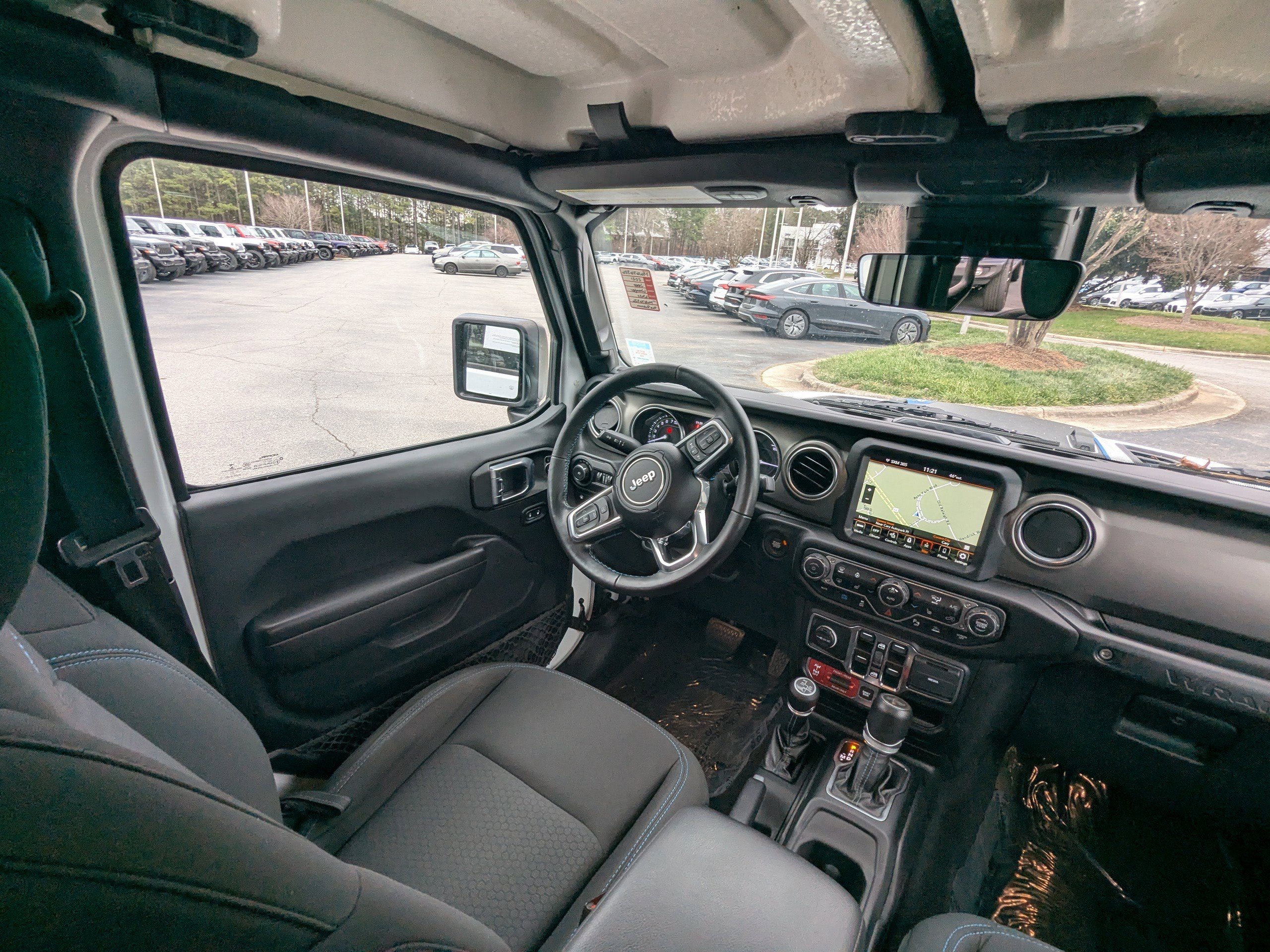 Used 2021 Jeep Wrangler Unlimited Rubicon 4xe w/ Cold Weather Group image 13