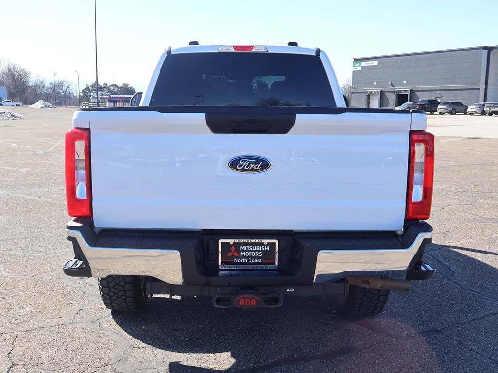 Used 2024 Ford F250 XLT w/ FX4 Off-Road Package image 7