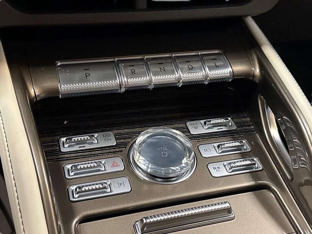 New 2025 Lincoln Nautilus Black Label AWD/4WD image 17