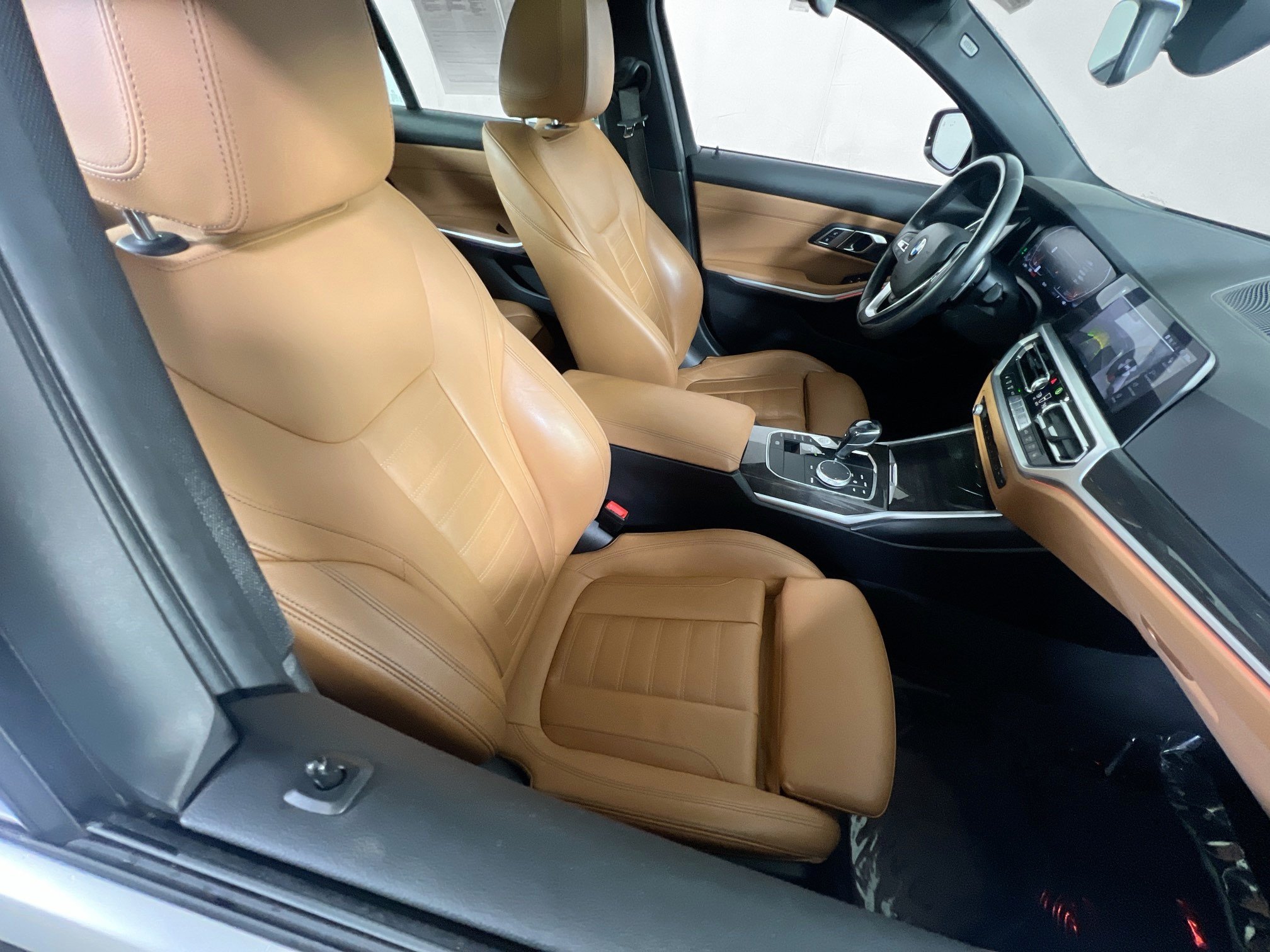 Used 2020 BMW 330i xDrive Sedan w/ Premium Package AWD/4WD image 28