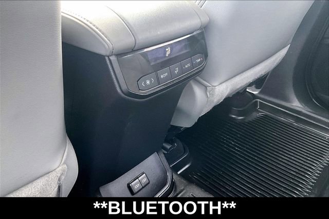 Used 2023 Toyota Highlander L image 12