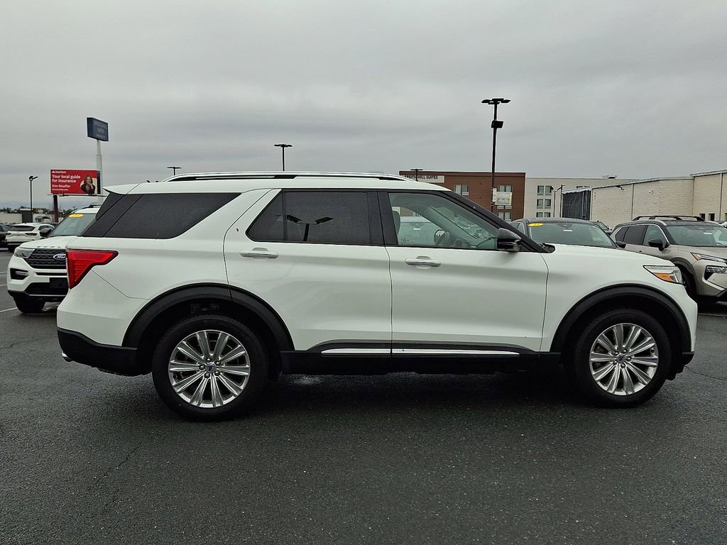 Certified 2022 Ford Explorer Limited w/ Hybrid Equipment Group 310A image 7