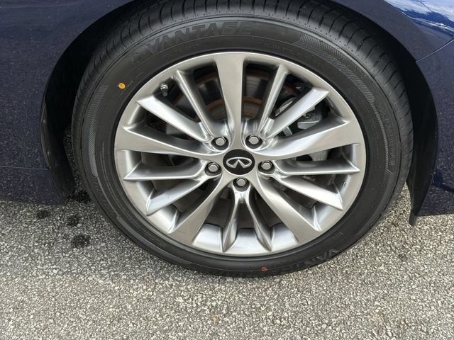 Used 2023 INFINITI Q50 Luxe w/ Cargo Package RWD image 10