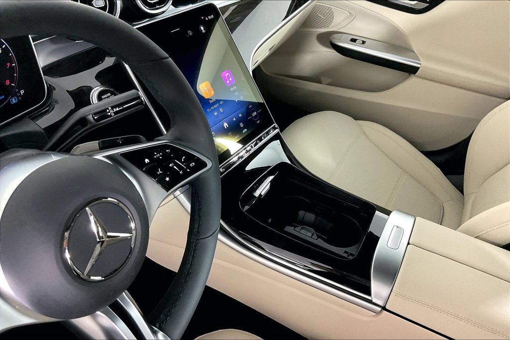 New 2026 Mercedes-Benz C 300 4MATIC Sedan image 8