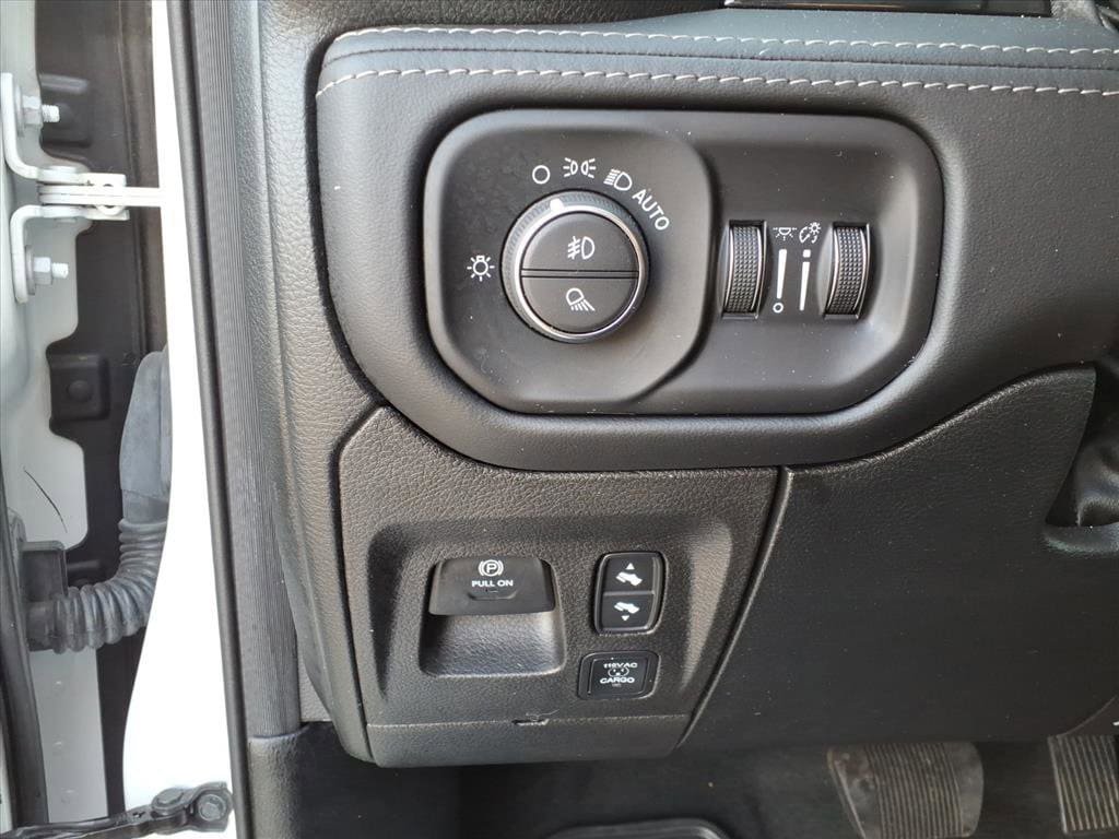 Used 2022 RAM 1500 Limited AWD/4WD image 25