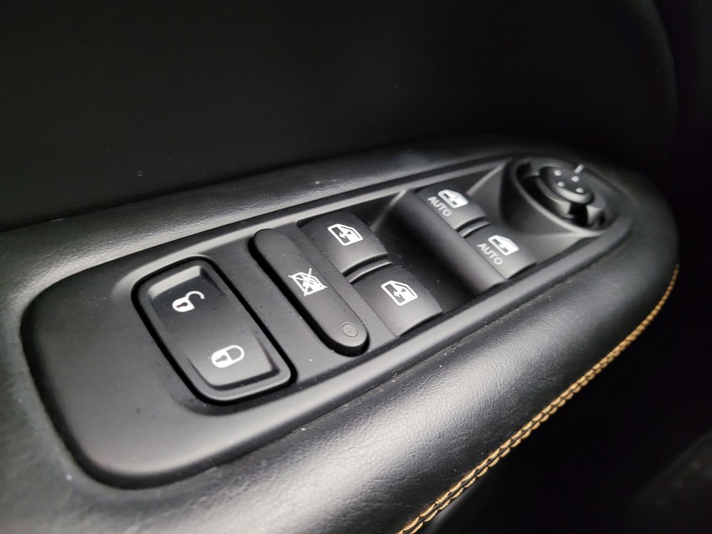 Used 2018 Jeep Compass Limited w/ Safe & Security Group image 27