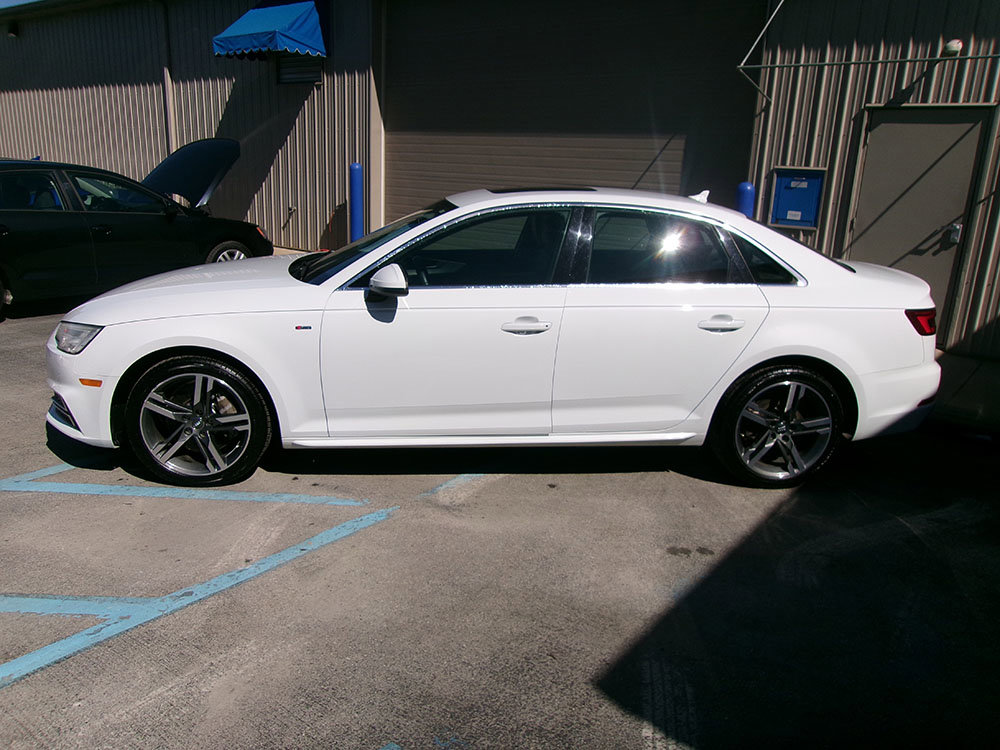Used 2017 Audi A4 2.0T Premium Plus image 3