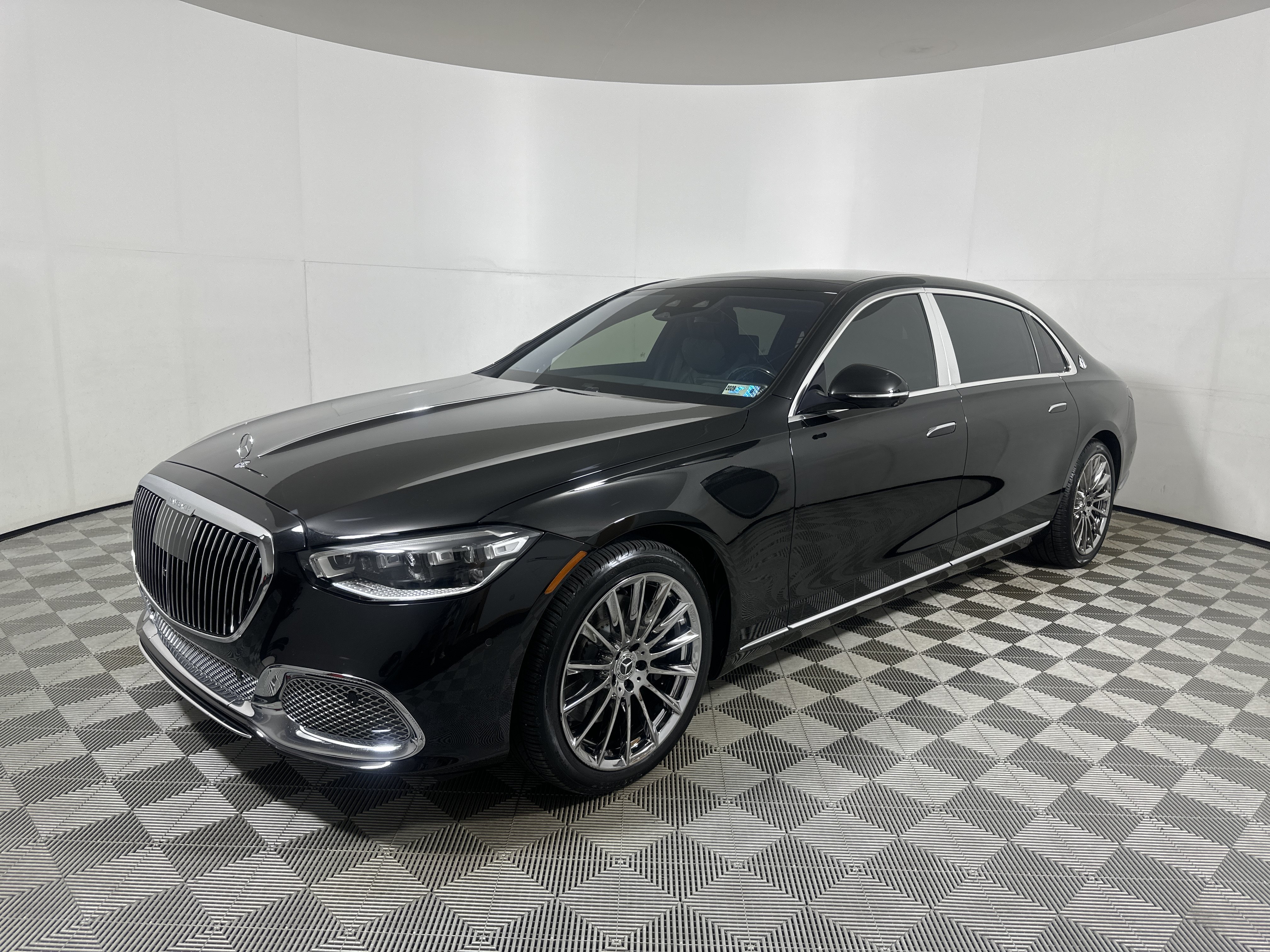 Used 2022 Mercedes-Benz Maybach S 580 4MATIC image 3
