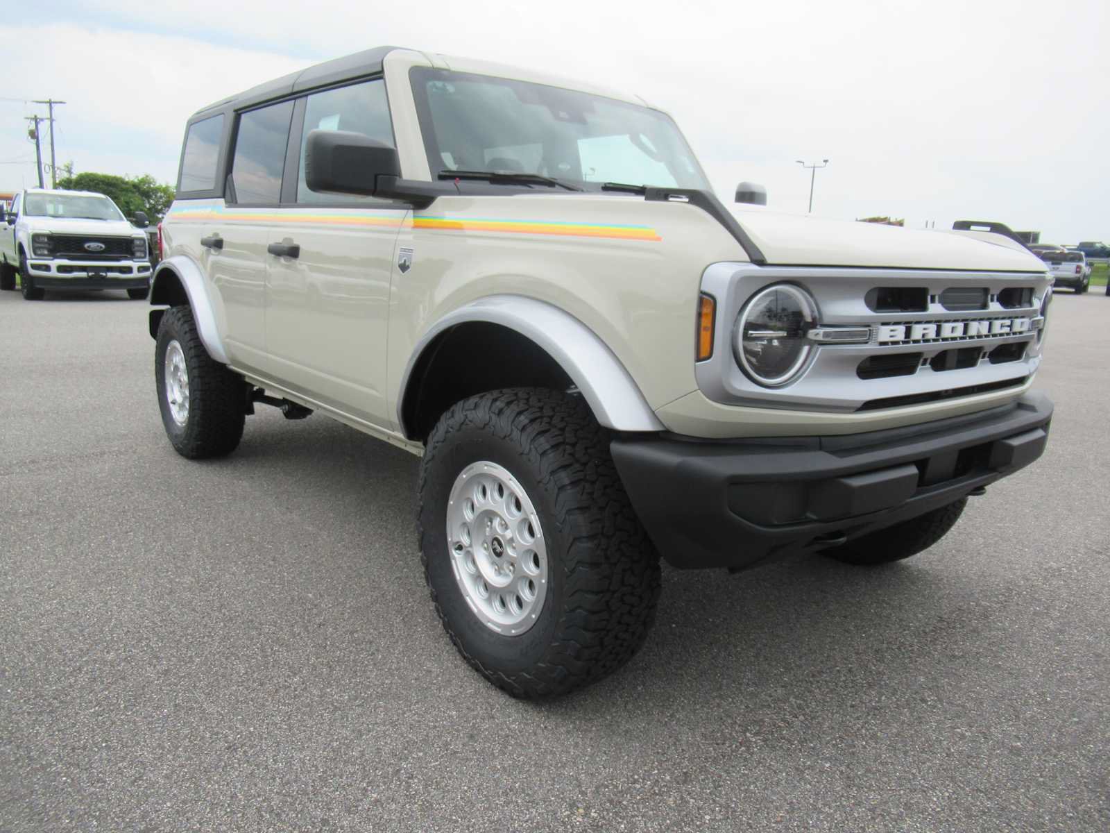 New 2026 Ford Bronco Big Bend AWD/4WD image 3
