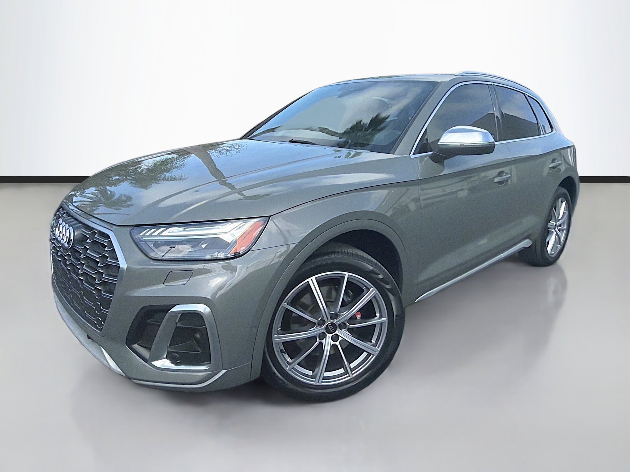 Used 2023 Audi SQ5 Prestige w/ Prestige Package