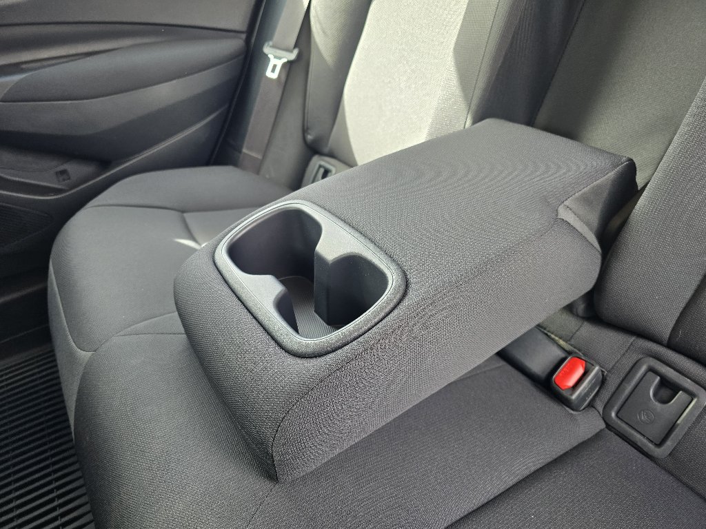 Used 2025 Toyota Corolla LE FWD image 30