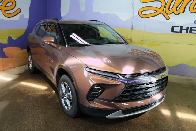 Used 2024 Chevrolet Blazer LT w/ Convenience Package image 2