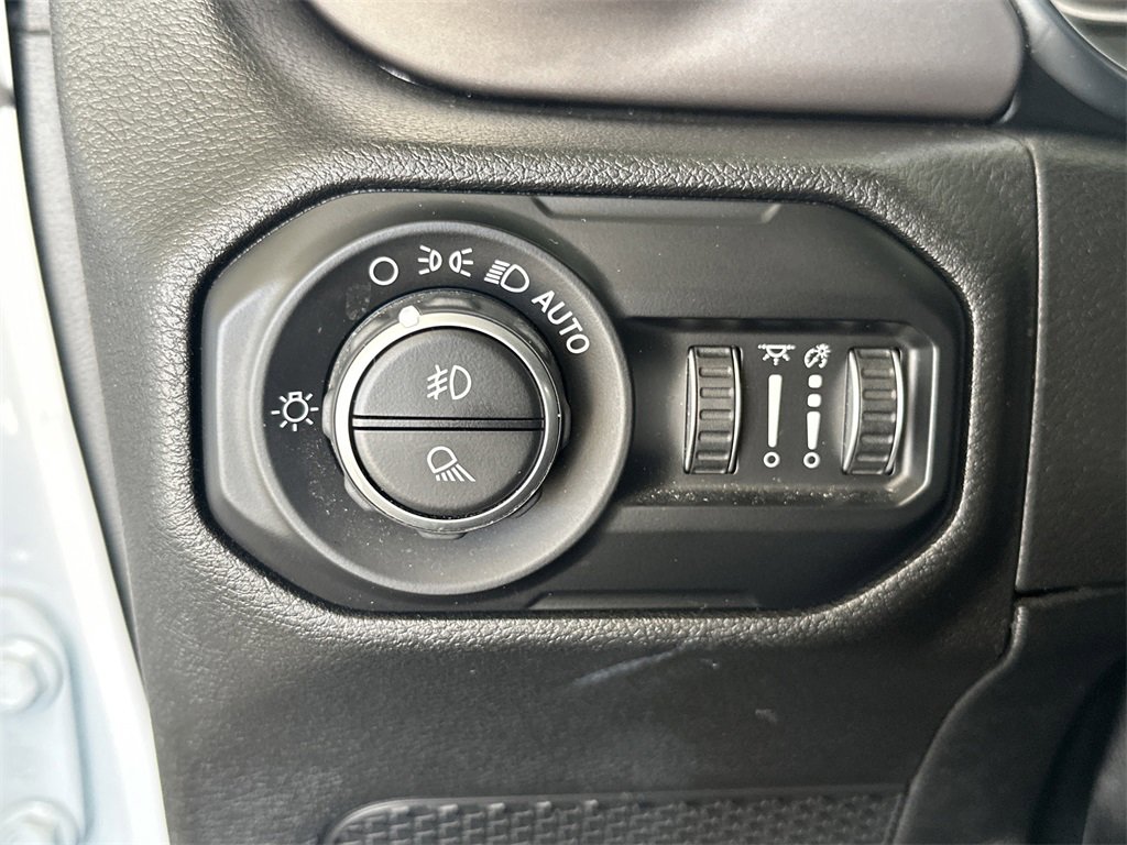 Used 2020 Jeep Gladiator Sport w/ Quick Order Package 24S image 18