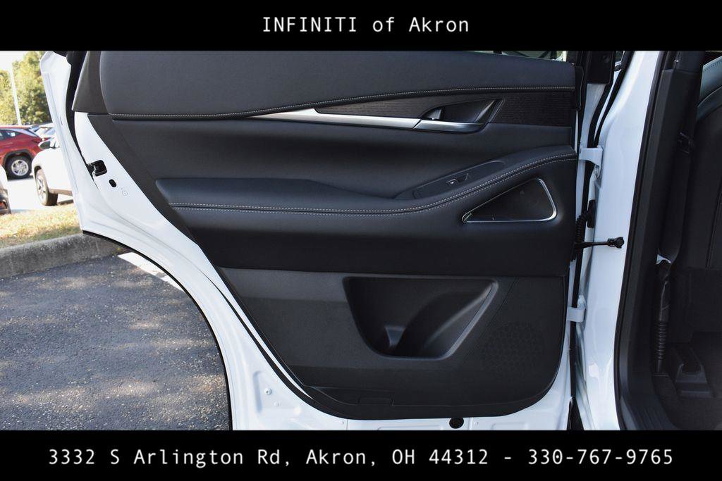 Used 2026 INFINITI QX60 Autograph w/ Dark Cargo Package image 27