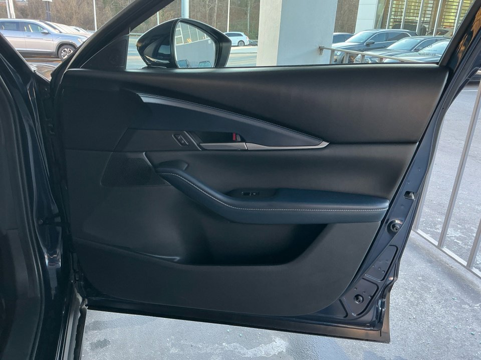 Used 2020 MAZDA CX-30 FWD w/ Select Package image 29