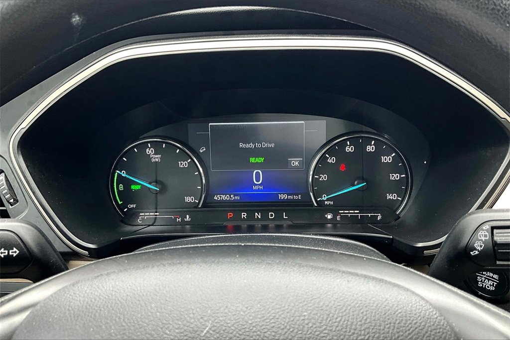 Used 2021 Ford Escape SE image 19