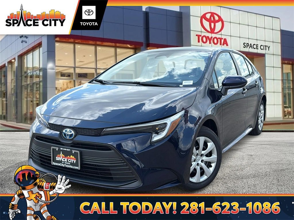 New 2025 Toyota Corolla LE