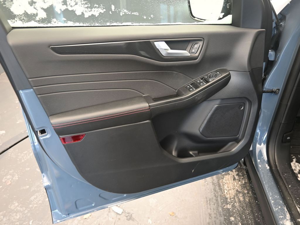 New 2026 Ford Escape ST-Line w/ Cold Weather Package image 16