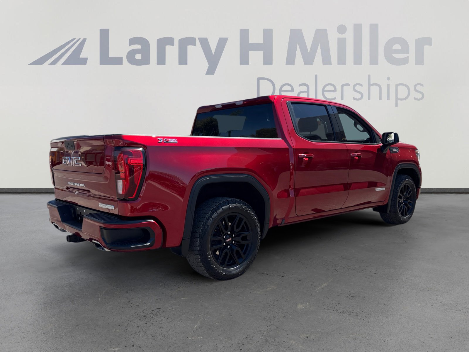 Used 2021 GMC Sierra 1500 Elevation w/ X31 Off-Road Package image 5