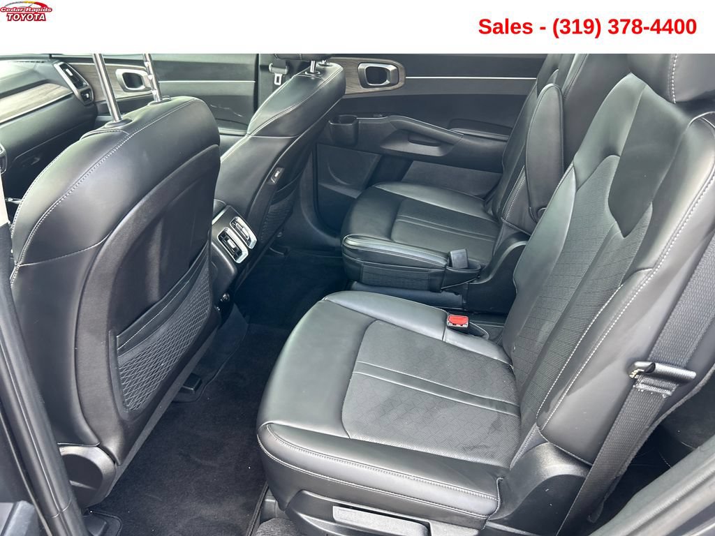 Used 2023 Kia Sorento EX w/ Panoramic Sunroof Package FWD image 23