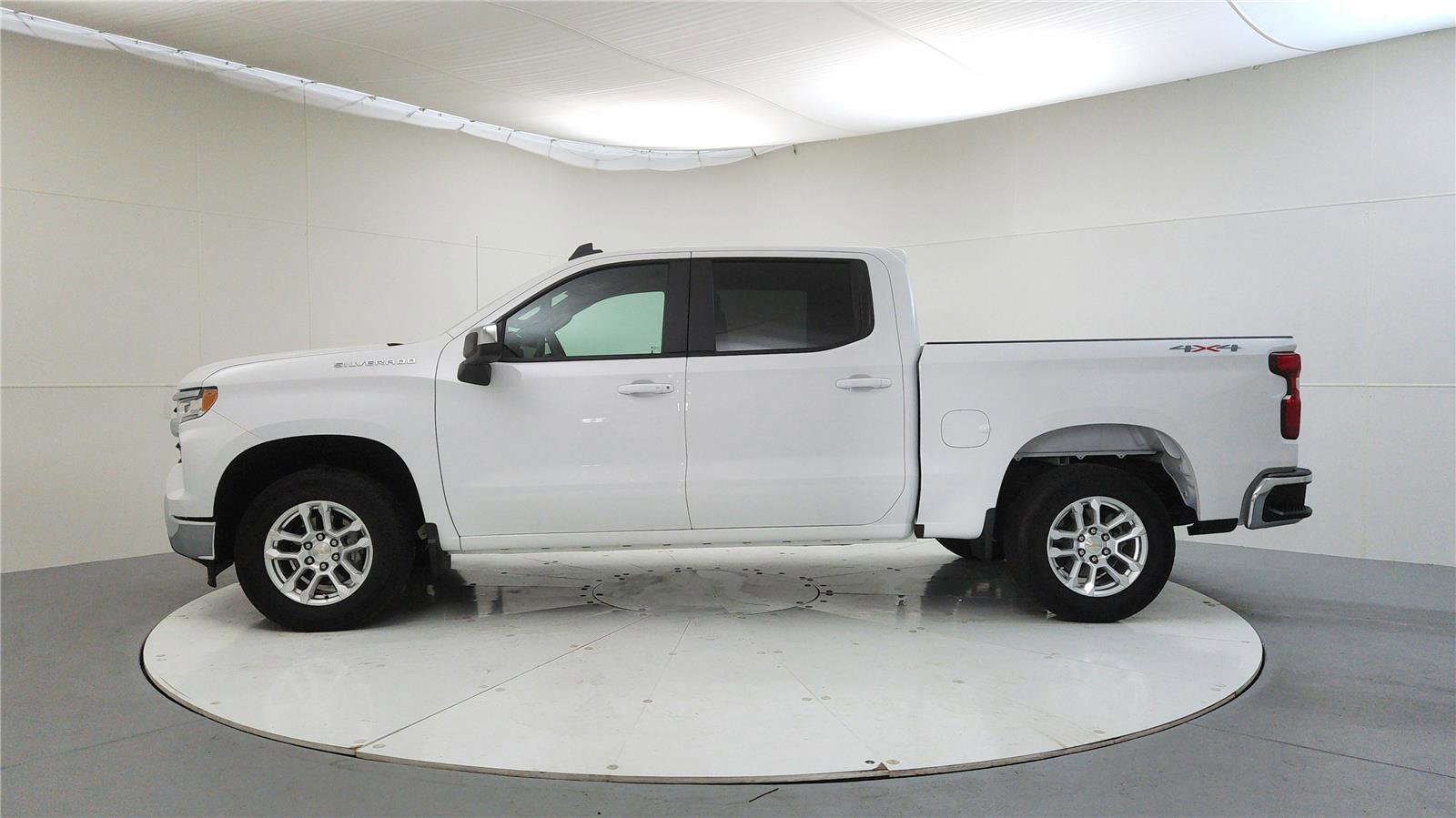 Used 2023 Chevrolet Silverado 1500 LT image 5