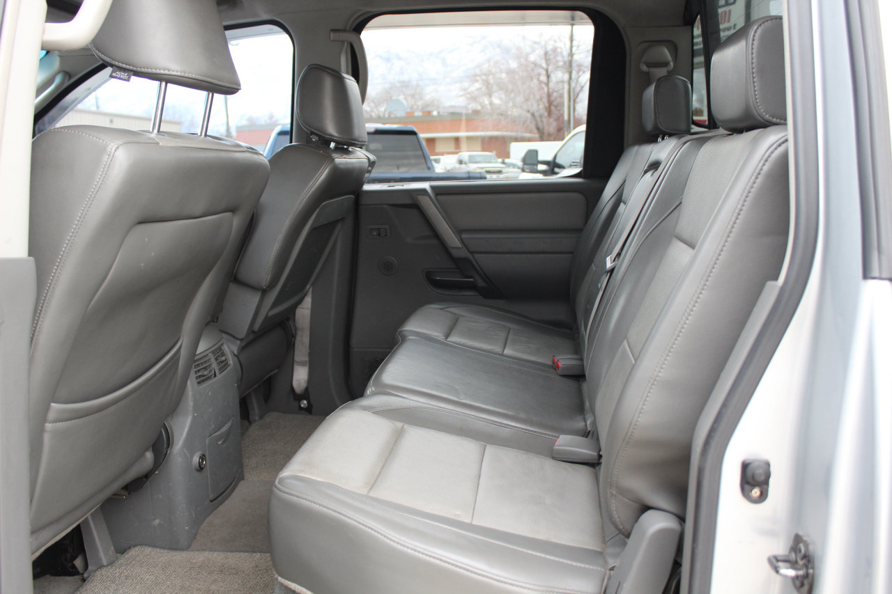 Used 2006 Nissan Titan LE w/ (R02) LE Off-Road Pkg image 58