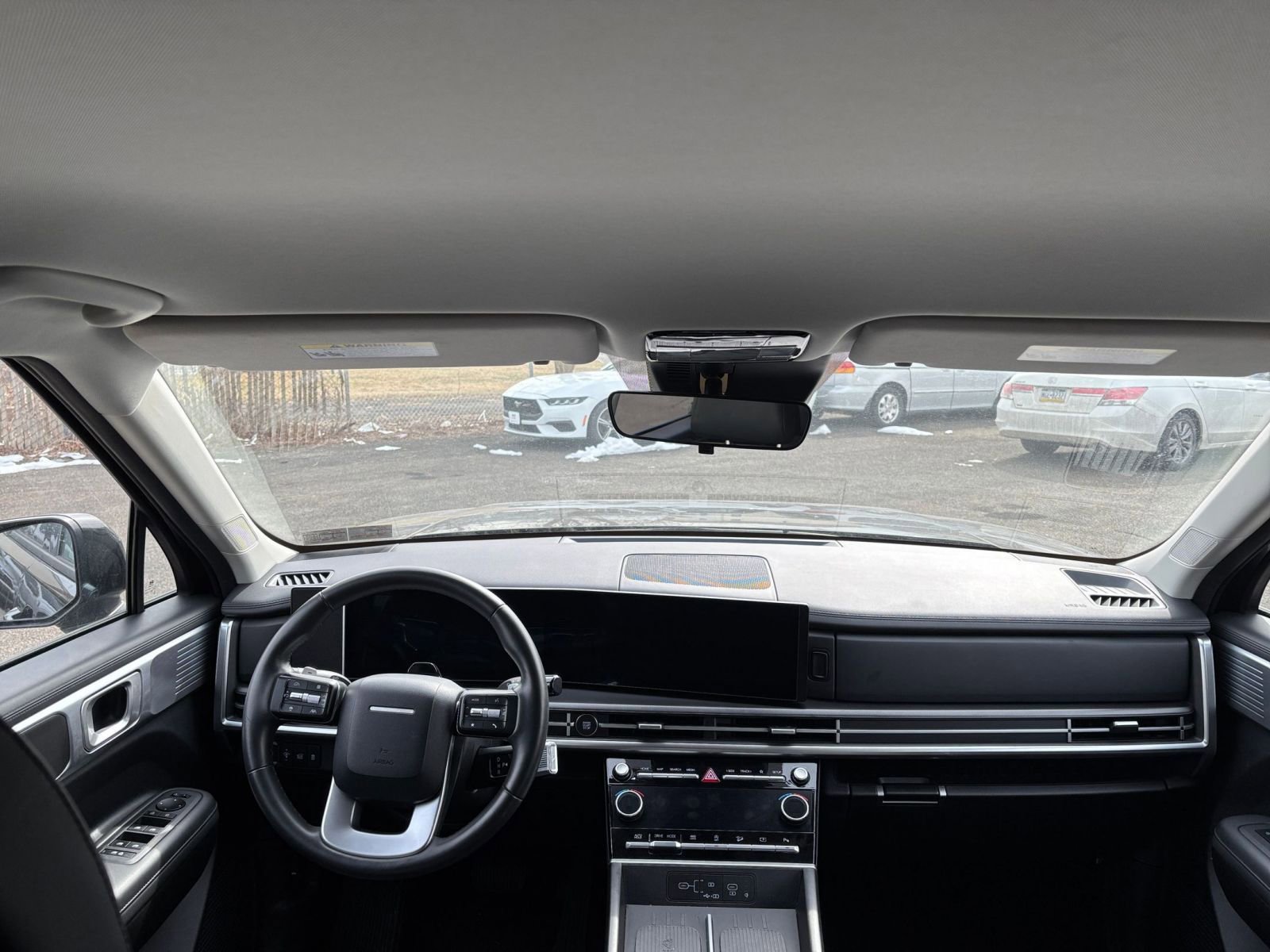 Used 2025 Hyundai Santa Fe SEL image 36