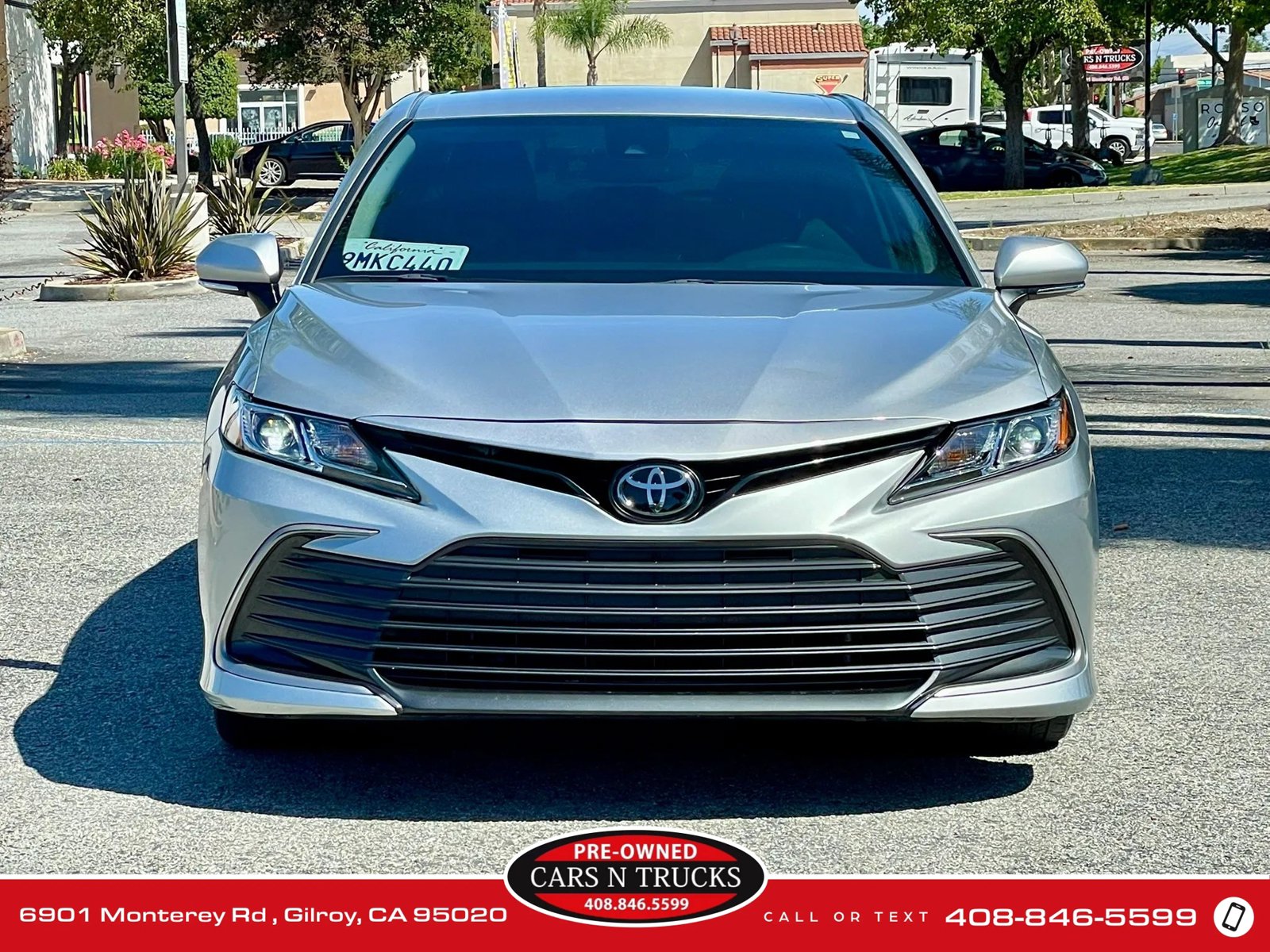 Used 2024 Toyota Camry LE w/ Convenience Package FWD image 2