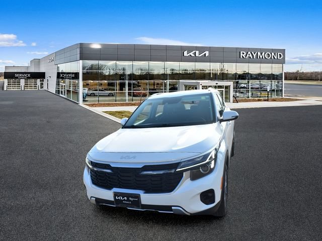 Certified 2024 Kia Seltos S AWD/4WD image 8