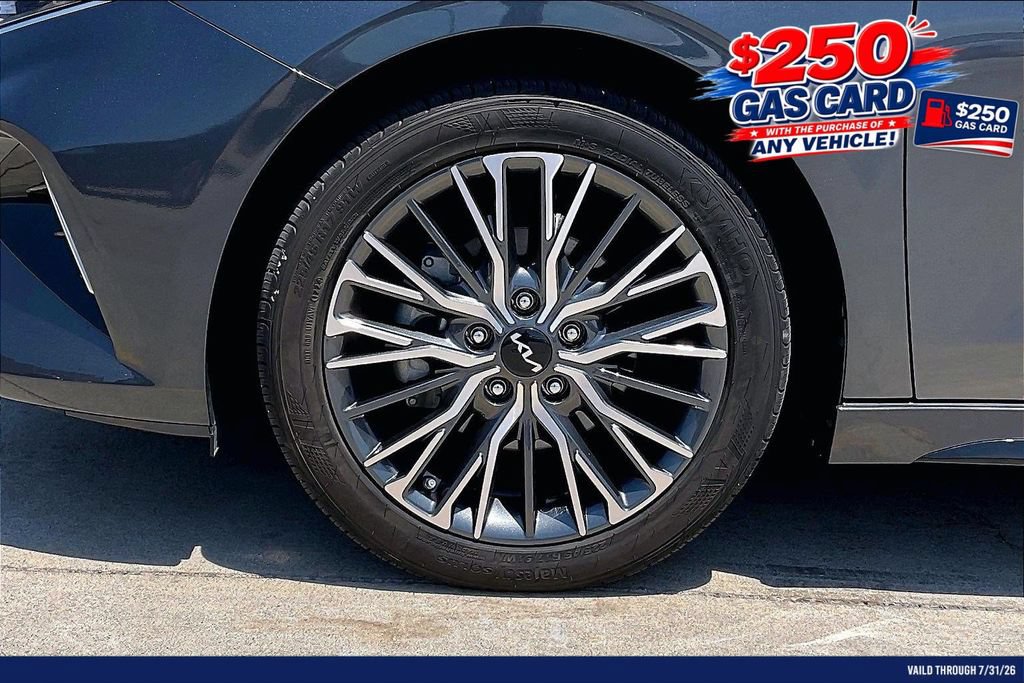 Used 2024 Kia Forte GT-Line w/ GT-Line Premium Package FWD image 9