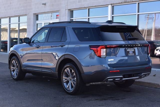 New 2026 Ford Explorer Active w/ Active Comfort Package image 4