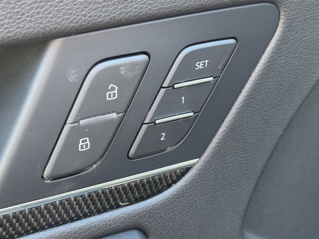 Used 2024 Audi SQ5 Premium image 17