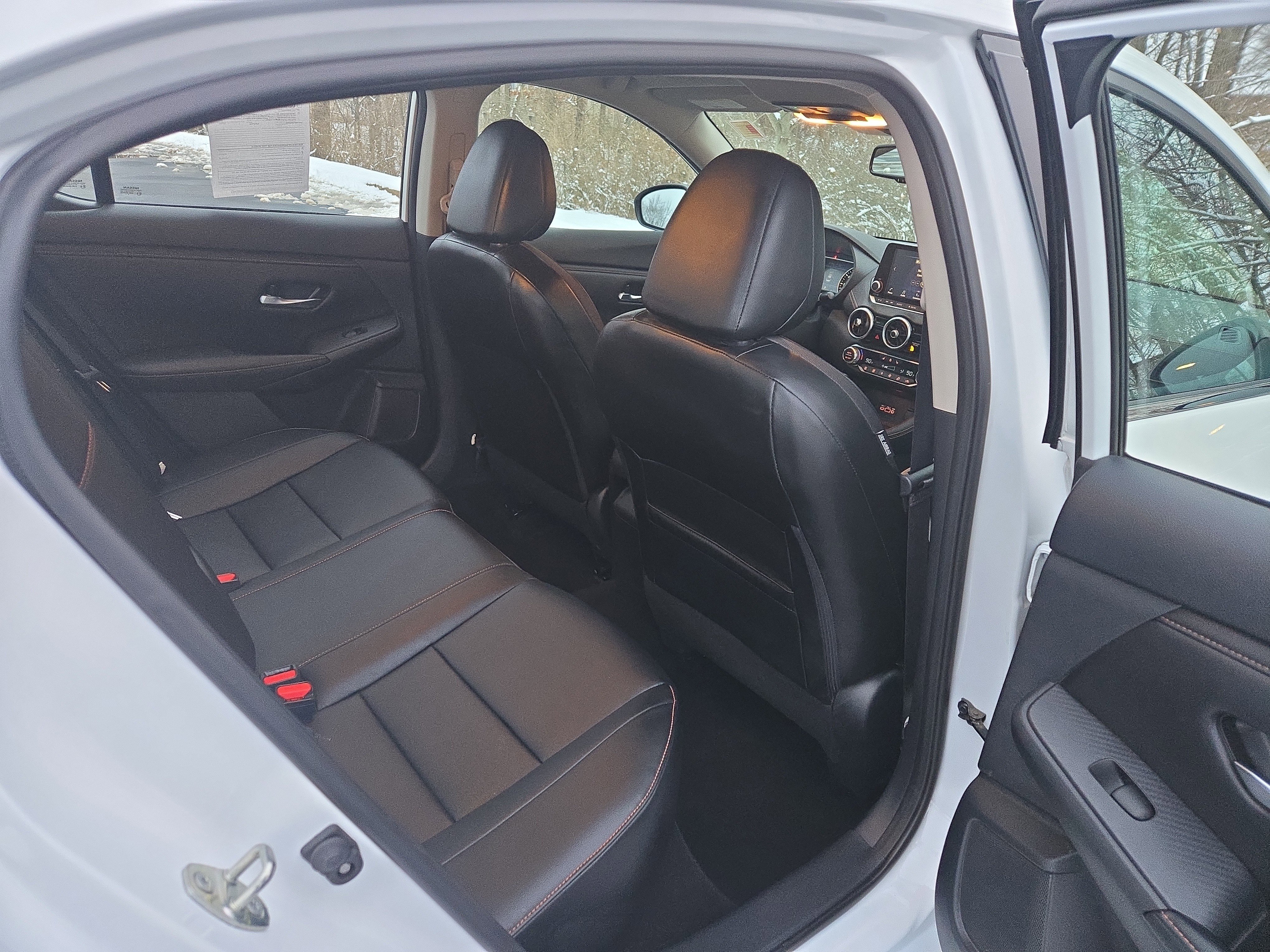 Used 2021 Nissan Sentra SR w/ SR Premium Package image 28