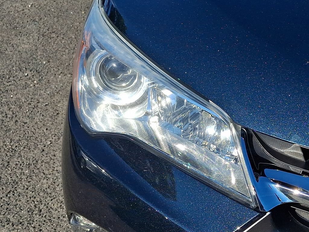 Used 2016 Toyota Camry XLE w/ Moonroof Package FWD image 35