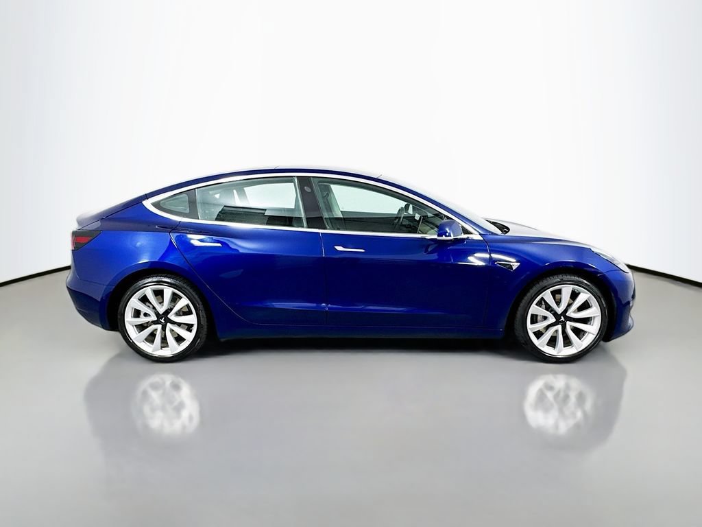 Used 2018 Tesla Model 3 Long Range RWD image 5
