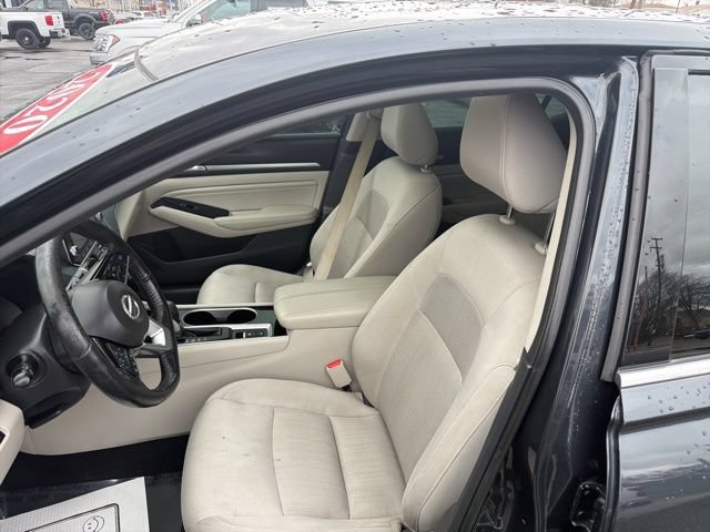 Used 2020 Nissan Altima 2.5 SV AWD/4WD image 9