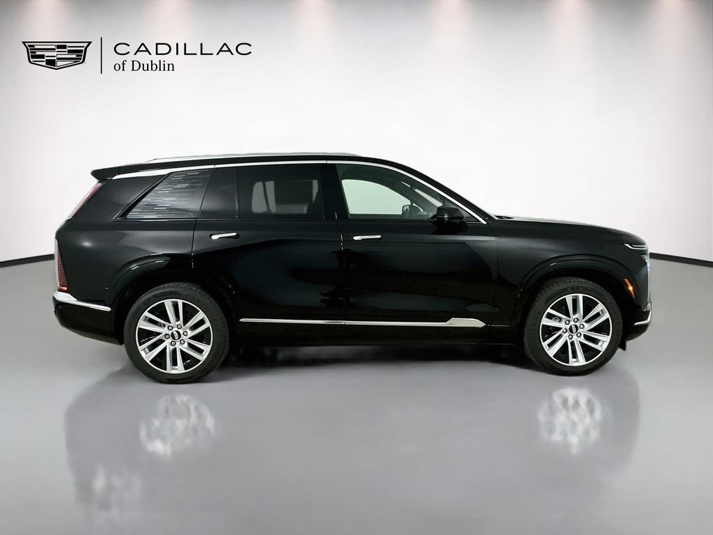 New 2026 Cadillac Vistiq Luxury w/ LPO, Floor Liner Package AWD/4WD image 4