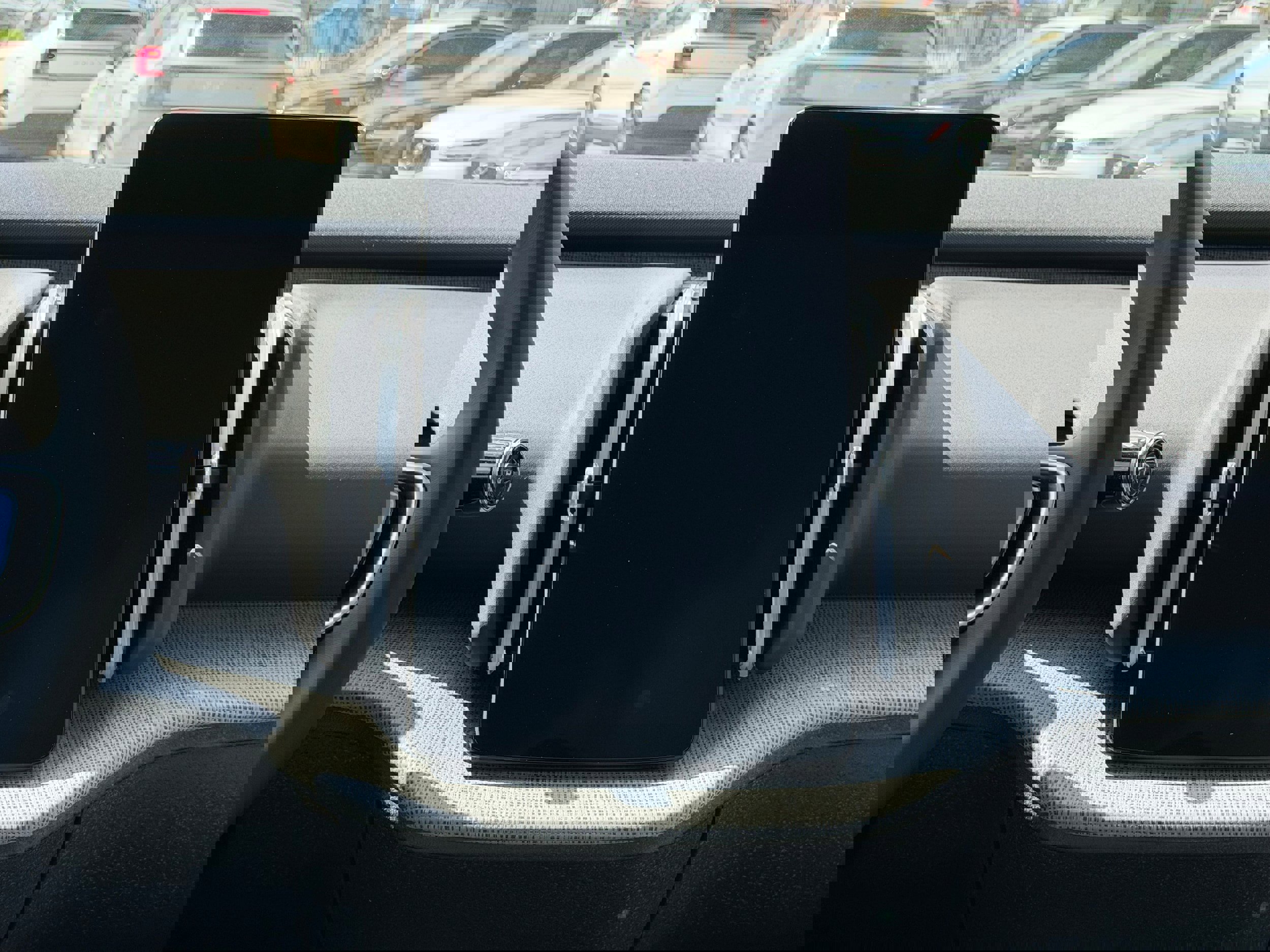 New 2026 Volvo EX30 Cross Country Ultra w/ Protection Package Premier image 13