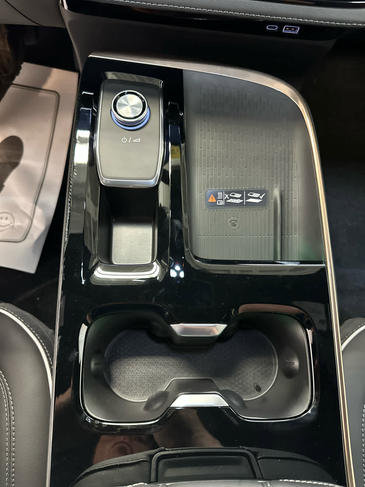 New 2026 Buick Enclave Avenir image 18