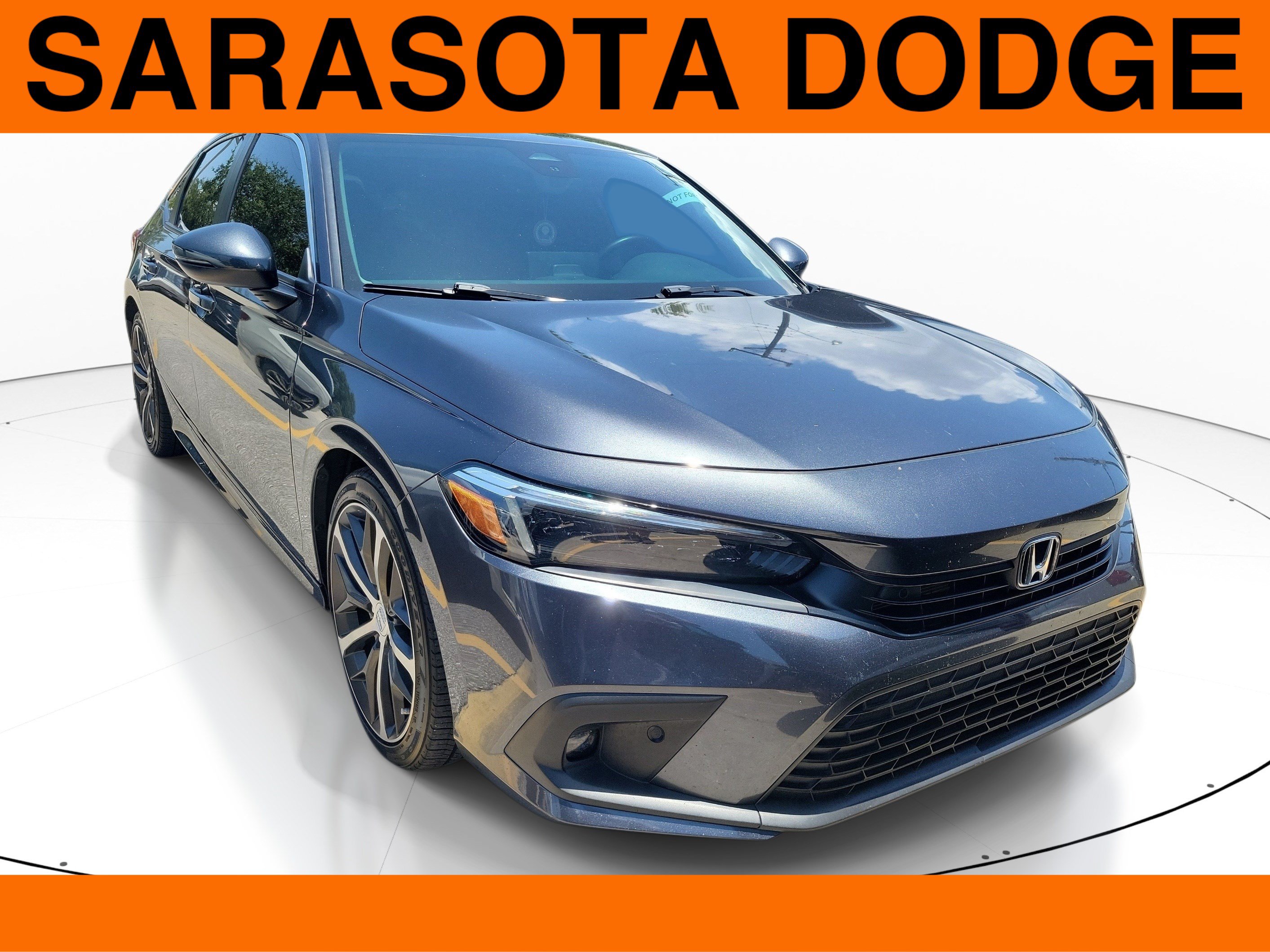 Used 2022 Honda Civic Touring image 1